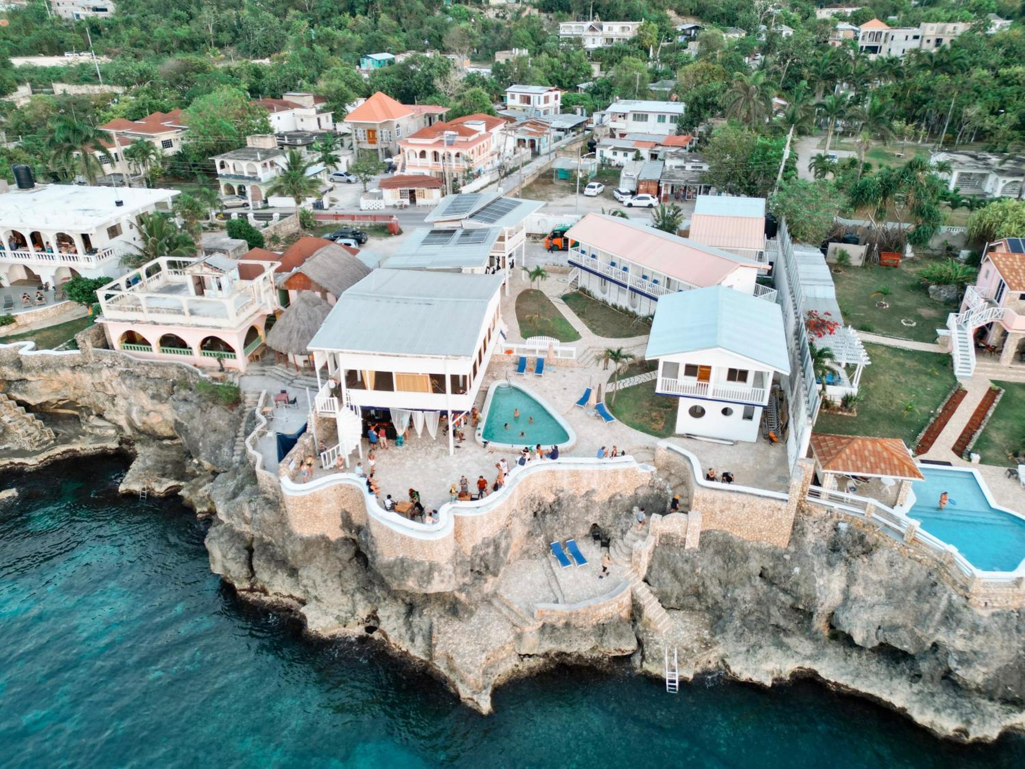 Begana Cliff Hotel Negril Exterior foto